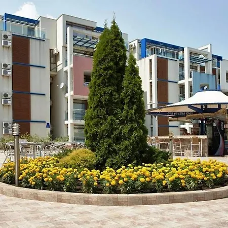 ❤spacious Studio W Kitchen Near Cacao❤beach❤iw❤ Апартаменты Солнечный берег